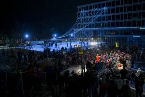 037 Pozdrav zimi in praznik luči Foto atelje Postojnatext